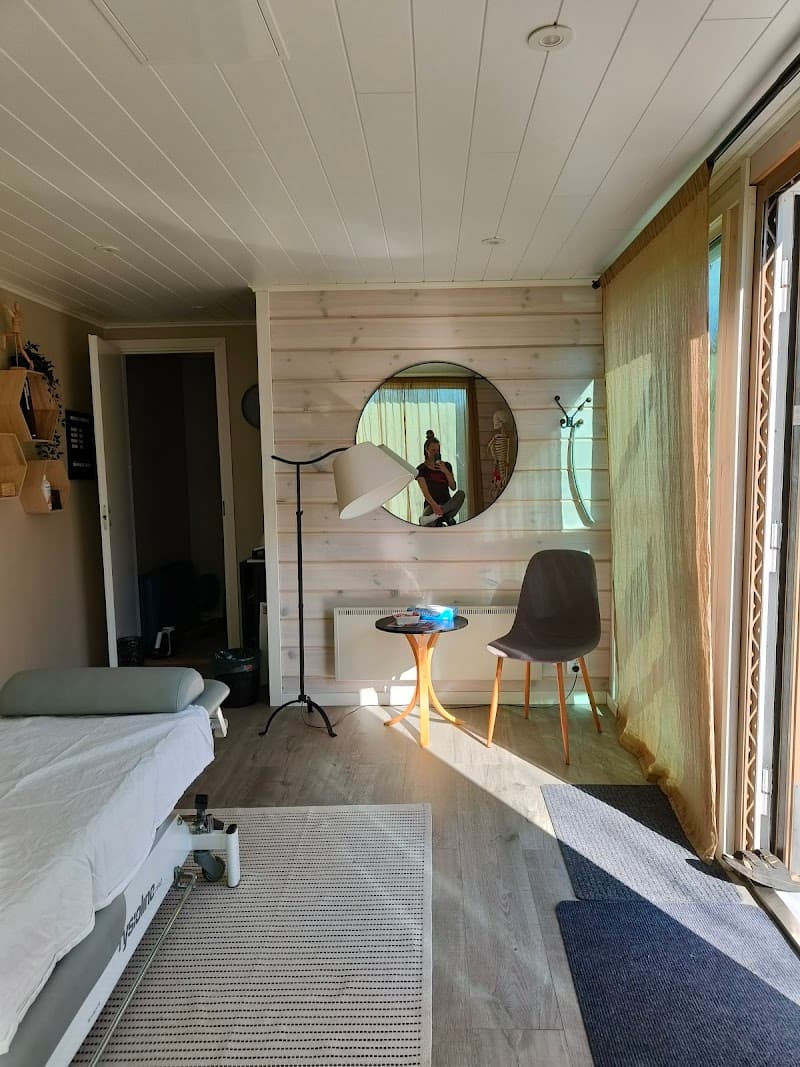 Massör Hieroja Sara Oraheimo Michelsson Raseborg photo