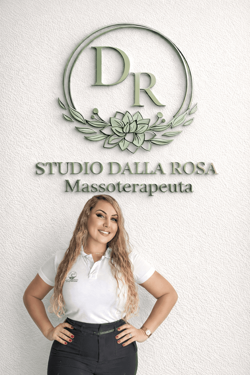 Massoterapeuta Dalla rosa Blumenau photo