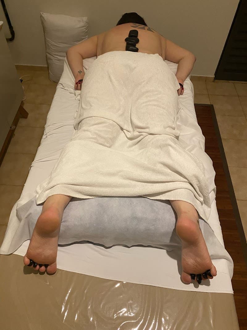 Massoterapia - Vanessa Deziderio Iacanga photo