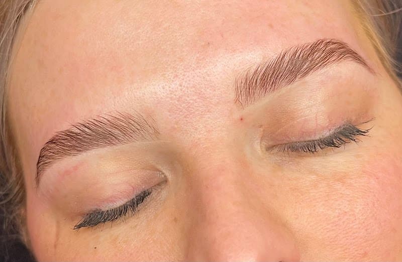 MC Browbar and Esthetics LLC Gladstone photo