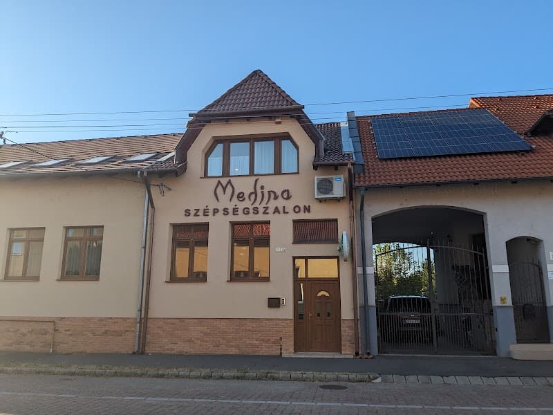 MEDina masszázs és szolárium Füzesgyarmat photo