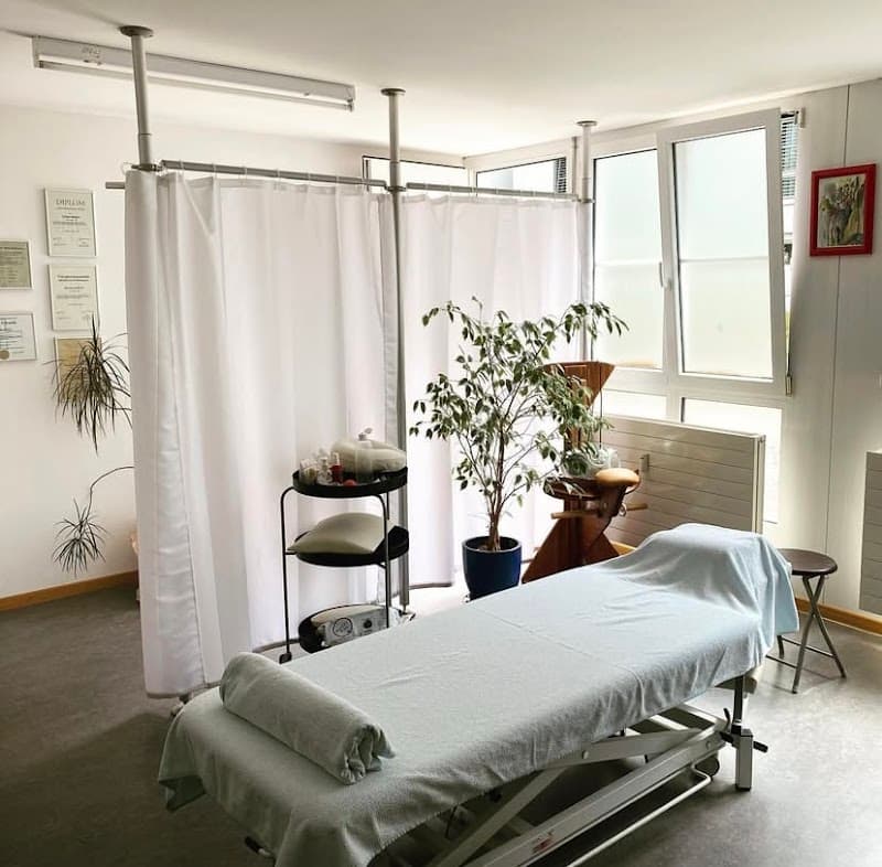 Medizinische Massagepraxis Nicole Wälchli, Masseurin in Schönbühl Urtenen-Schönbühl photo