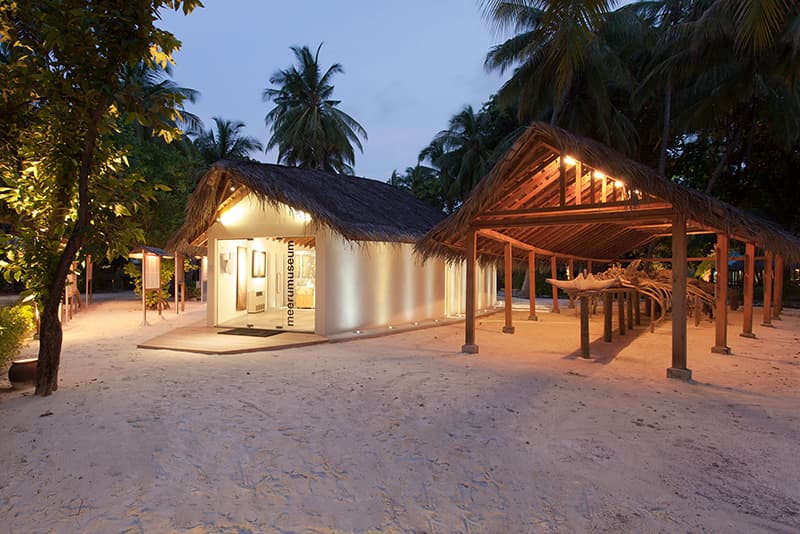 Meeru Maldives Resort Island North Malé Atoll photo