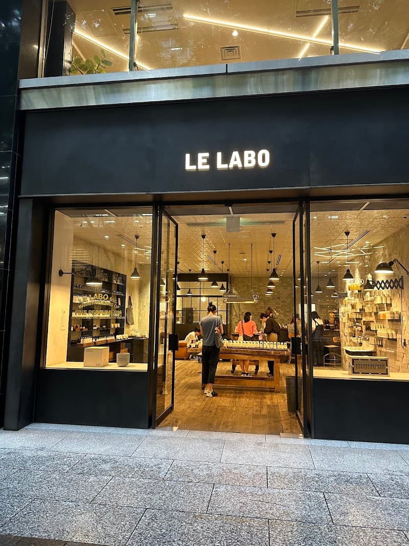 Men's Parfum Chiyoda City photo