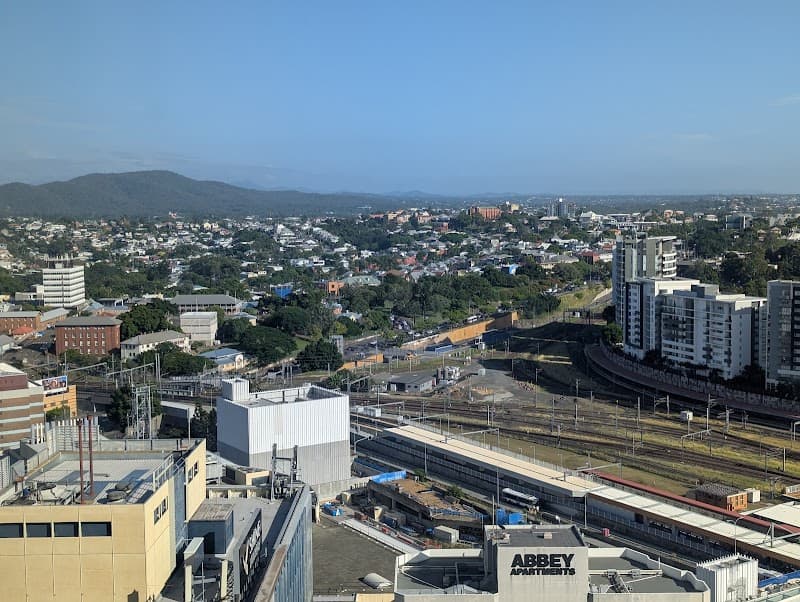 Meriton Suites Herschel Street, Brisbane photo