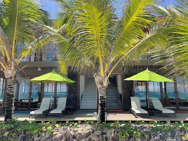 Mi Playa Galapagos Beachfront Apartments photo