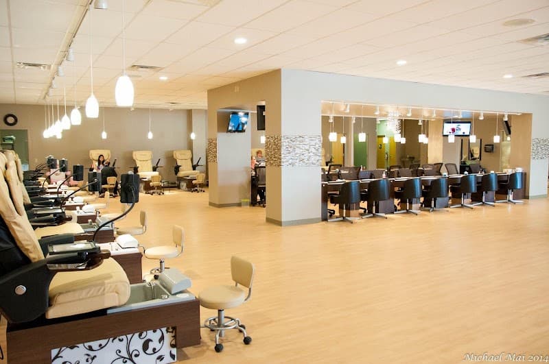 Minabella Beauty Resort Omaha photo