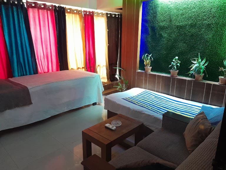 Mirpur Thai Spa Black C photo