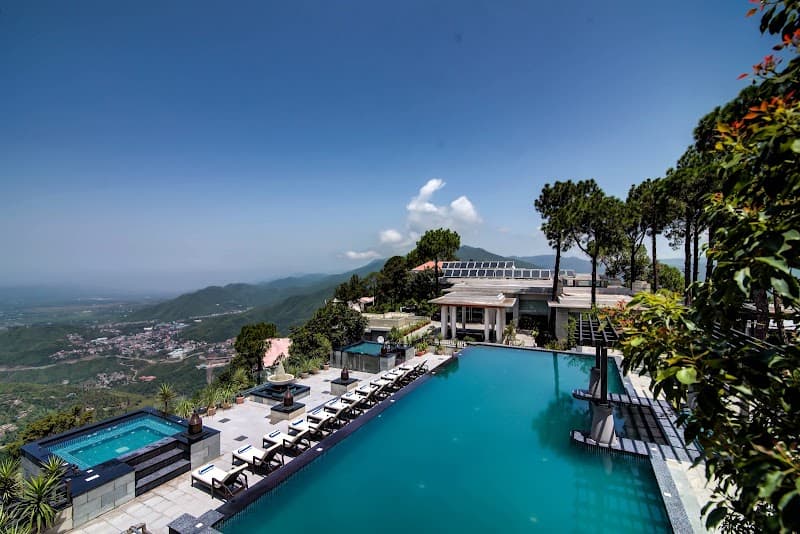 Moksha Himalaya Spa Resort Delhi photo