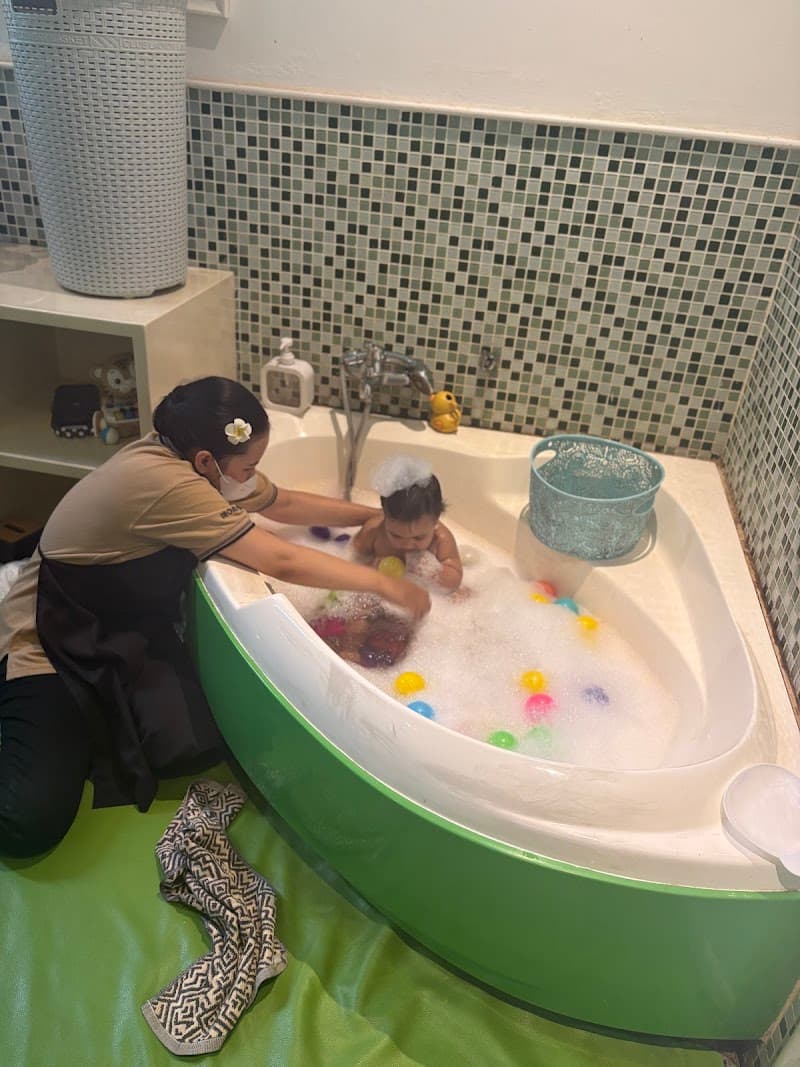 MOM N JO Grandwisata Bekasi Kabupaten photo