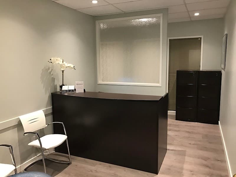 Momentum J. Healing Hands Chair Massage Vancouver photo