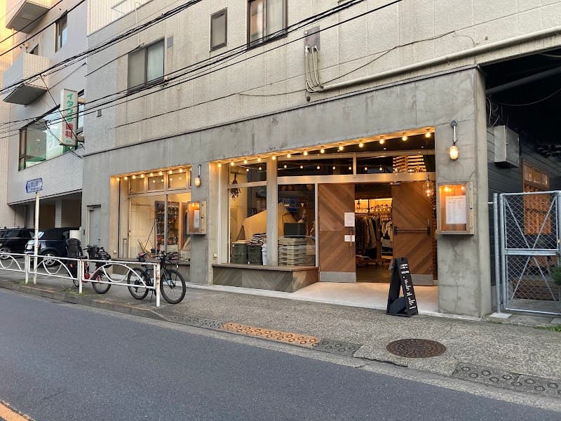 Momina Kyodo Store Setagaya Ward photo