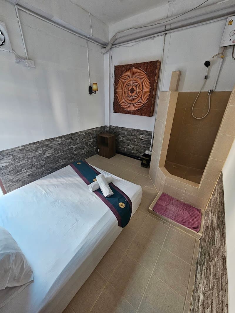 Momoya Massage Bangkok photo