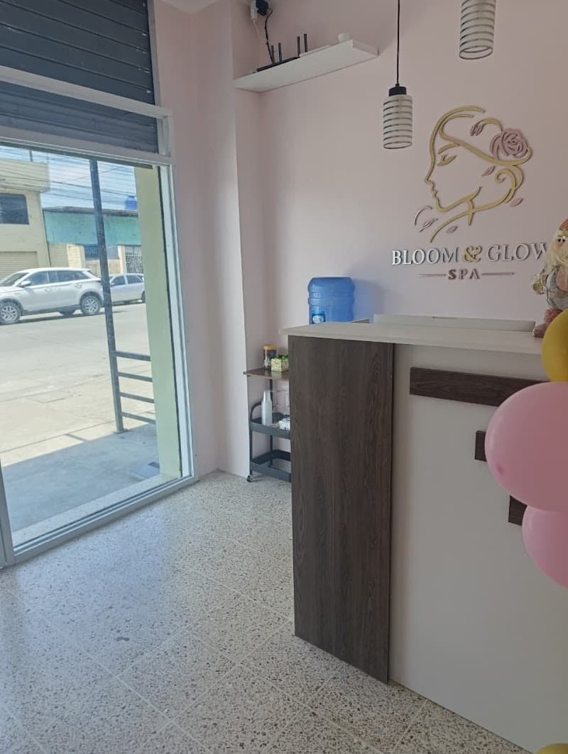 Monik Vega Beauty Salón & Spa Machala photo