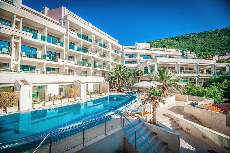 MonteCasa Spa & Wellness Hotel Budva photo
