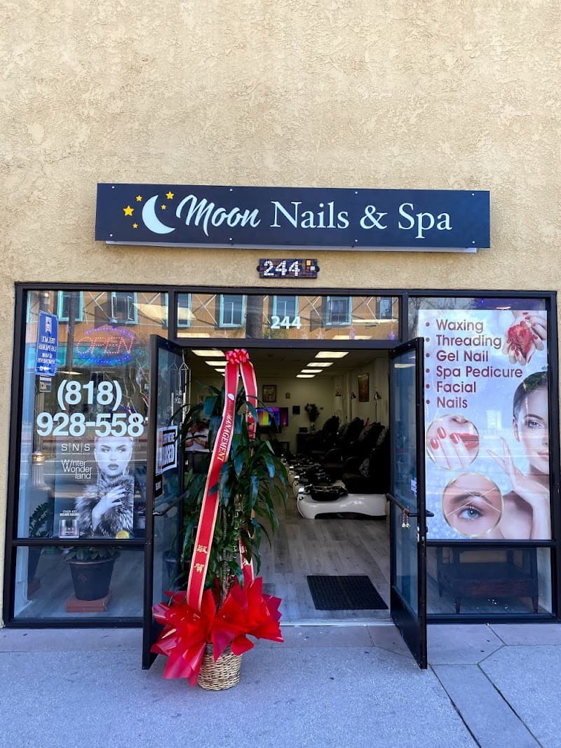 Moon Nails & Spa Los Angeles photo