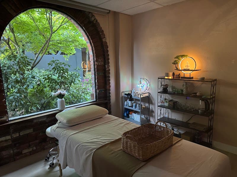 Moontree Healing Spa Victoria photo