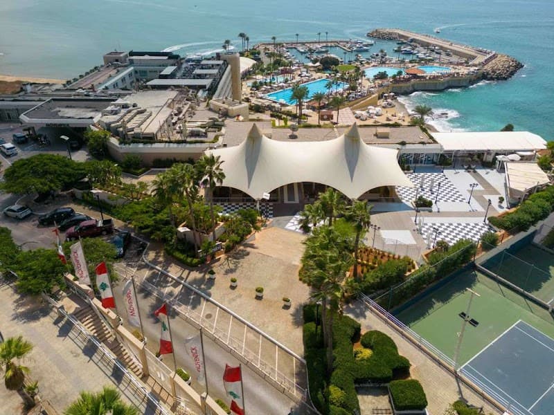 Mövenpick Beirut photo