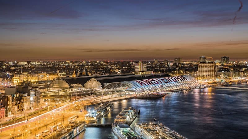 Mövenpick Hotel Amsterdam City Centre photo