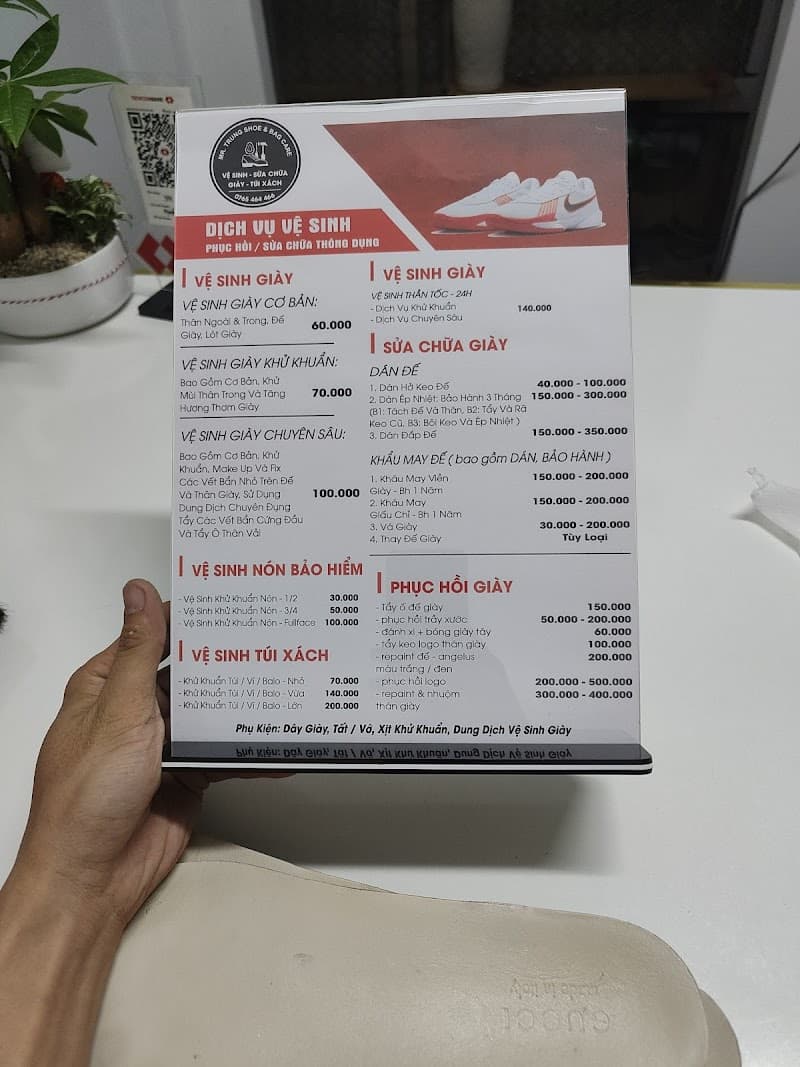 Mr . Trung the Spa Sneaker - vệ sinh giày Huế photo