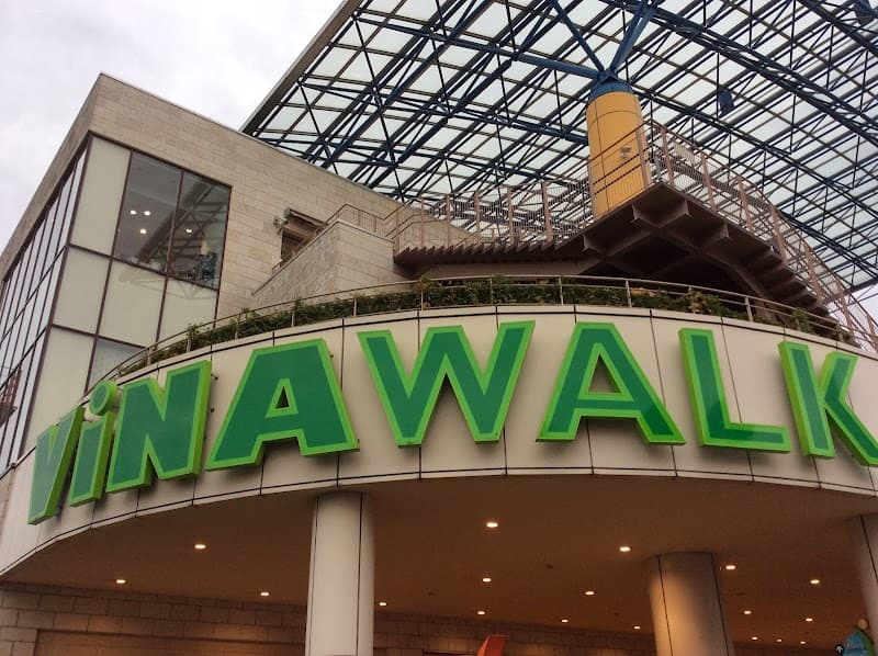 Musee Platinum Ebina Vina Walk Store Ebina City photo