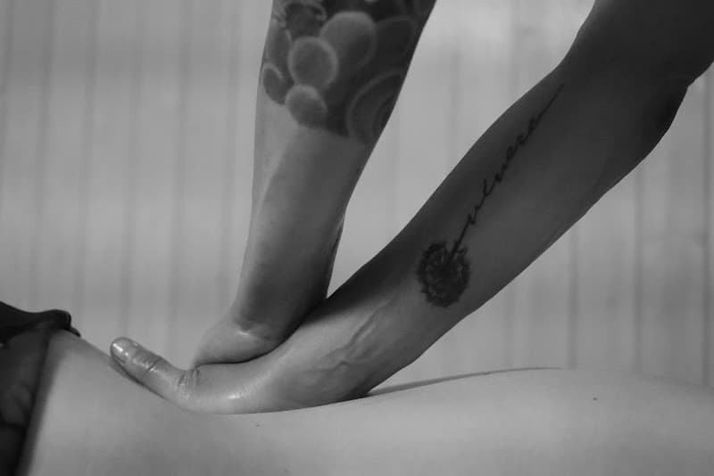 Dotzigen naluna massage photo