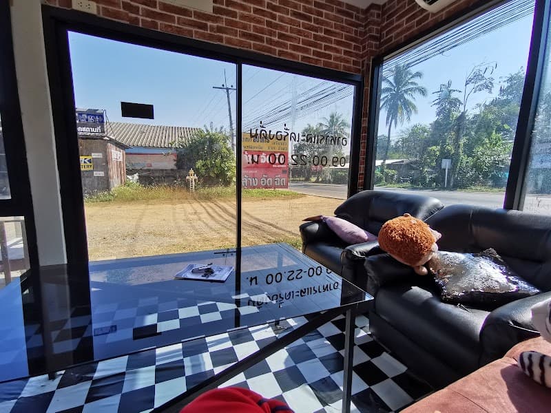 Namthong Detailing Spa Car Phayao photo