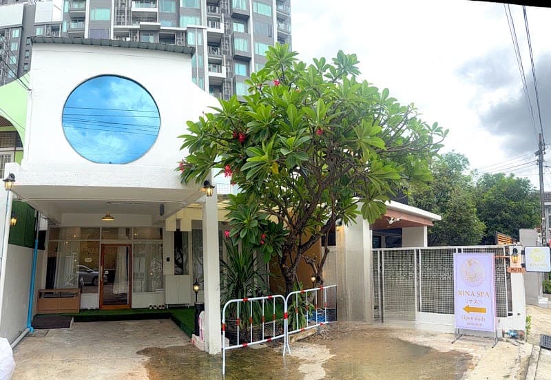 Narinsee Massage Spa Bangkok photo