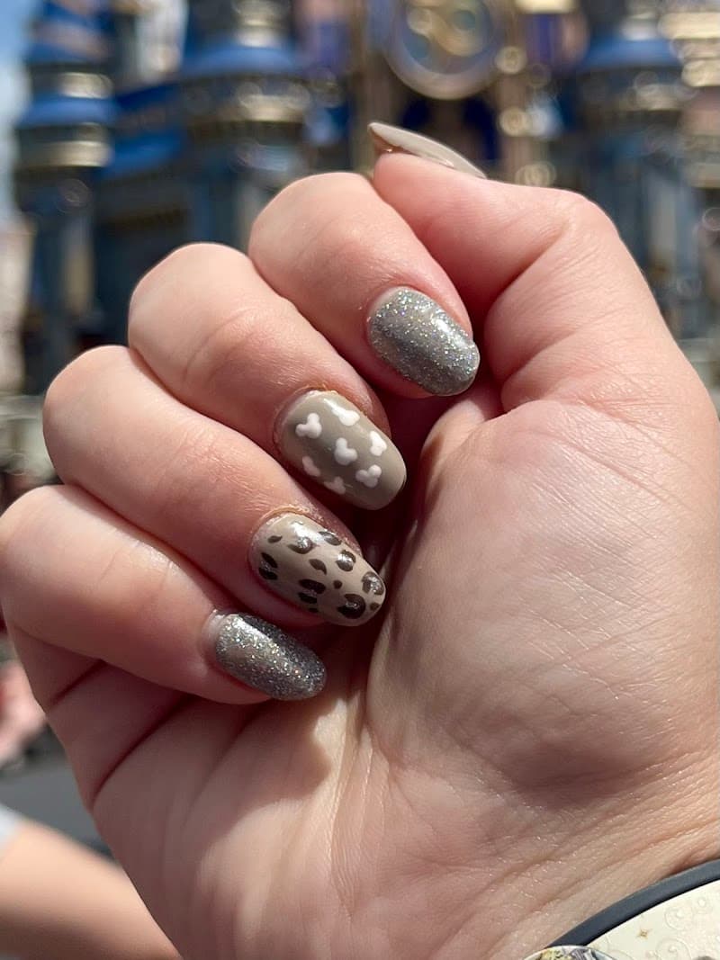 Naturally Glossy Beauty Boutique King George photo