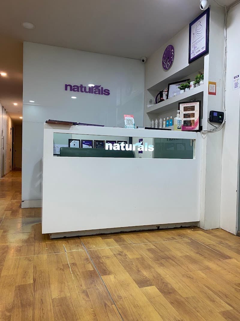 Naturals Family Saloon And Spa Tirupati photo