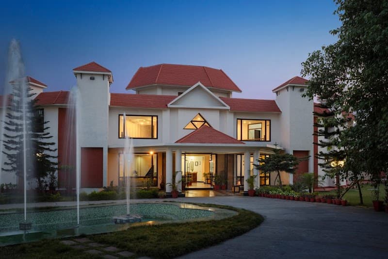 Naturoville Wellness Resort Dehradun photo