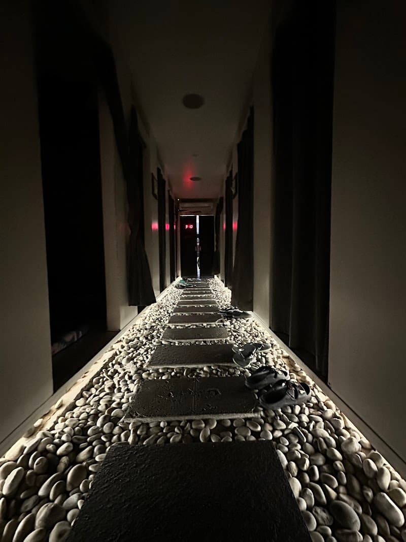 Nelvzella Nuat Thai Parañaque photo