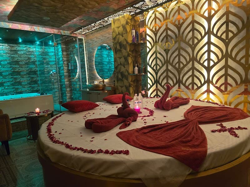 New Energy Massage Spa Karol Bagh - Luxury Spa In Karol Bagh Delhi photo
