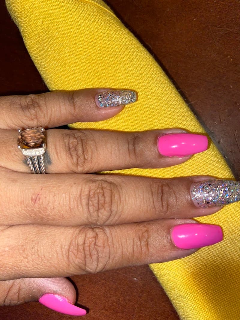 New Opti-Lite Nails New York photo