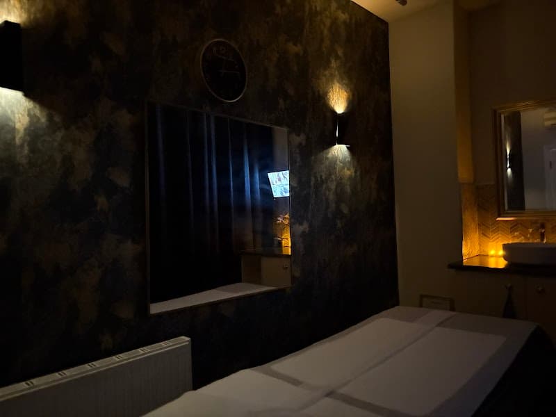 New Oriental Massage - Tunbridge Wells photo
