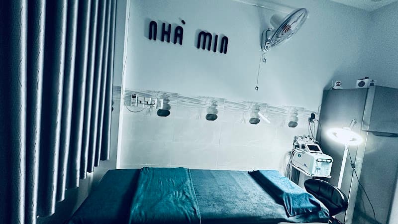 Nhà Min Quận 4 photo