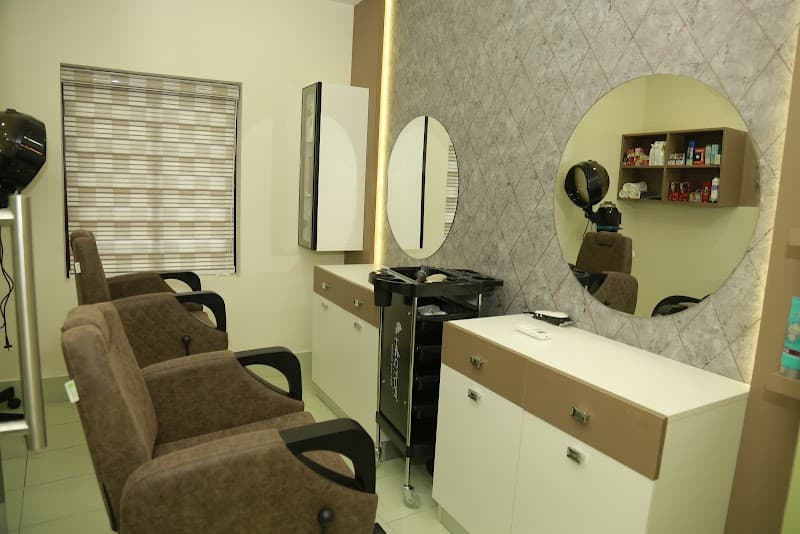 Nice Herbal Beauty Parlour Kottarakkara photo