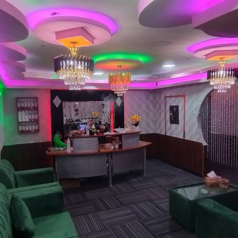 Nice moon spa Abu Dhabi photo