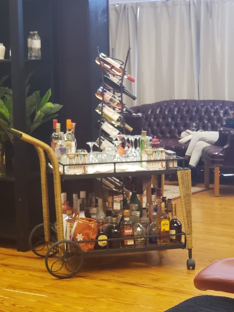 Nickey & Company Men Spa Overland photo