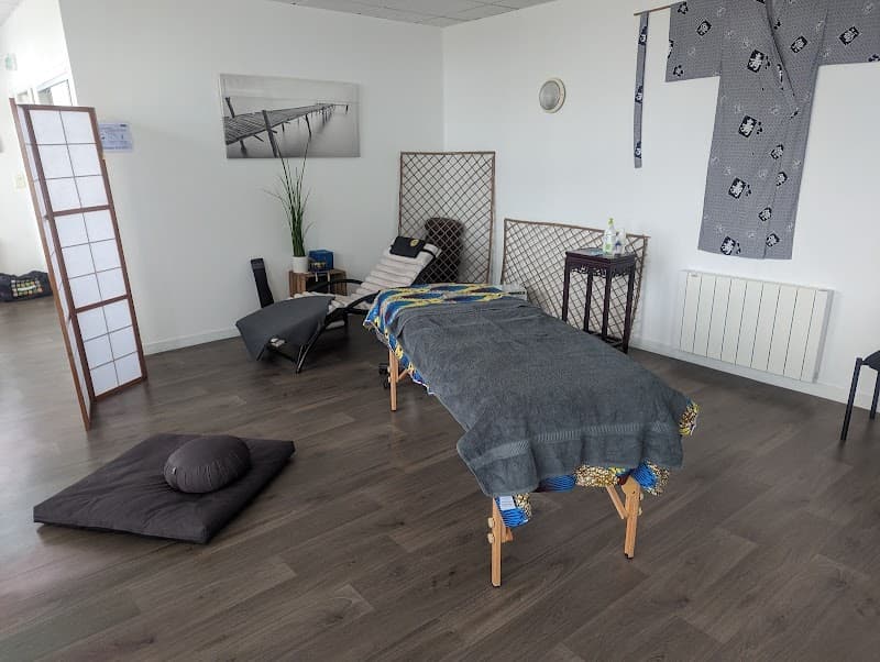 Nicolas Giron Massage Bien-Etre et Deep Tissue Le Sourn photo