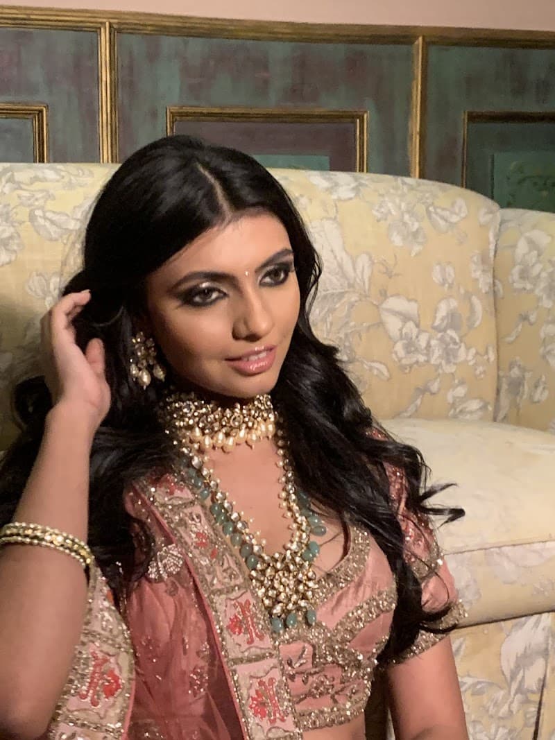 Nidha Worlikar Makeovers Mumbai photo