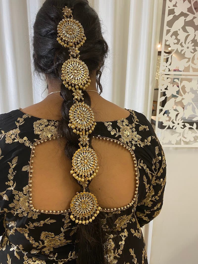 Nina at Aventine Salon Livermore photo