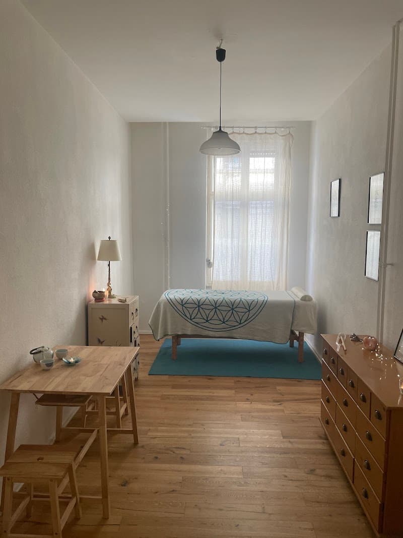 Nina Healing Hands Massage Riverdale photo