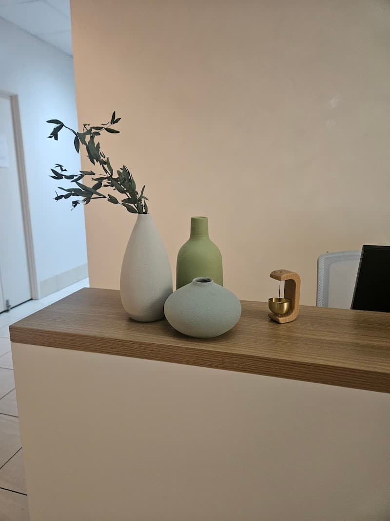Nova Body Clinic Emerald photo
