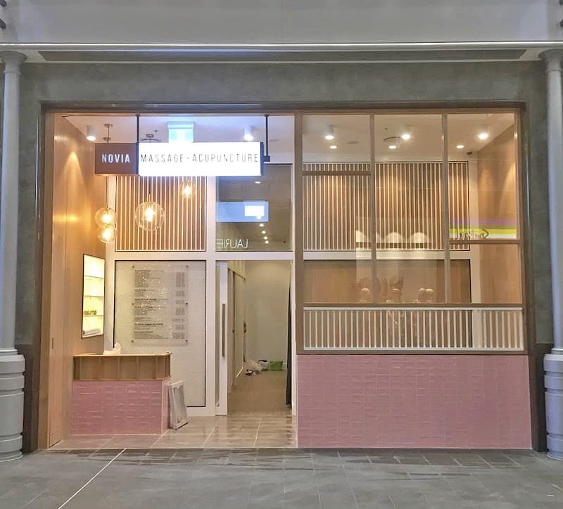 Novia Massage and Acupuncture Orange photo