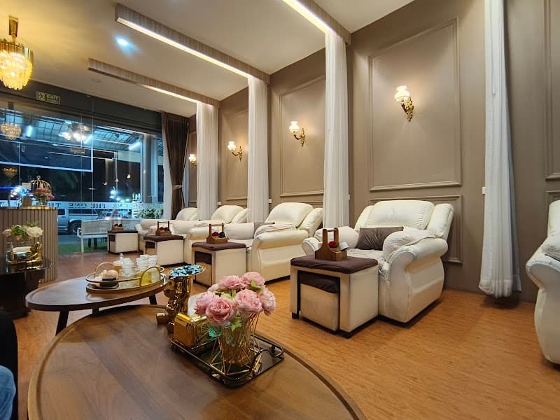 Number 1 Hat Yai Eyebrow Tattoo, Breast and Back Massage Training, Spa-Massage Training, Medical Association Curriculum photo