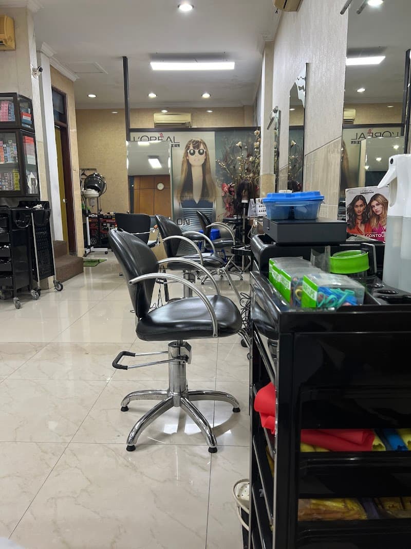 Nur Salon Surabaya photo