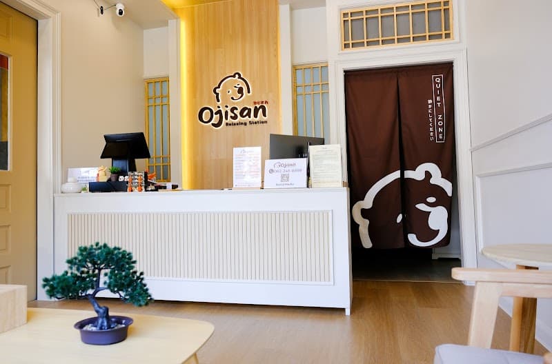 Ojisan Relaxing Station - Massage & Spa Bangkok photo