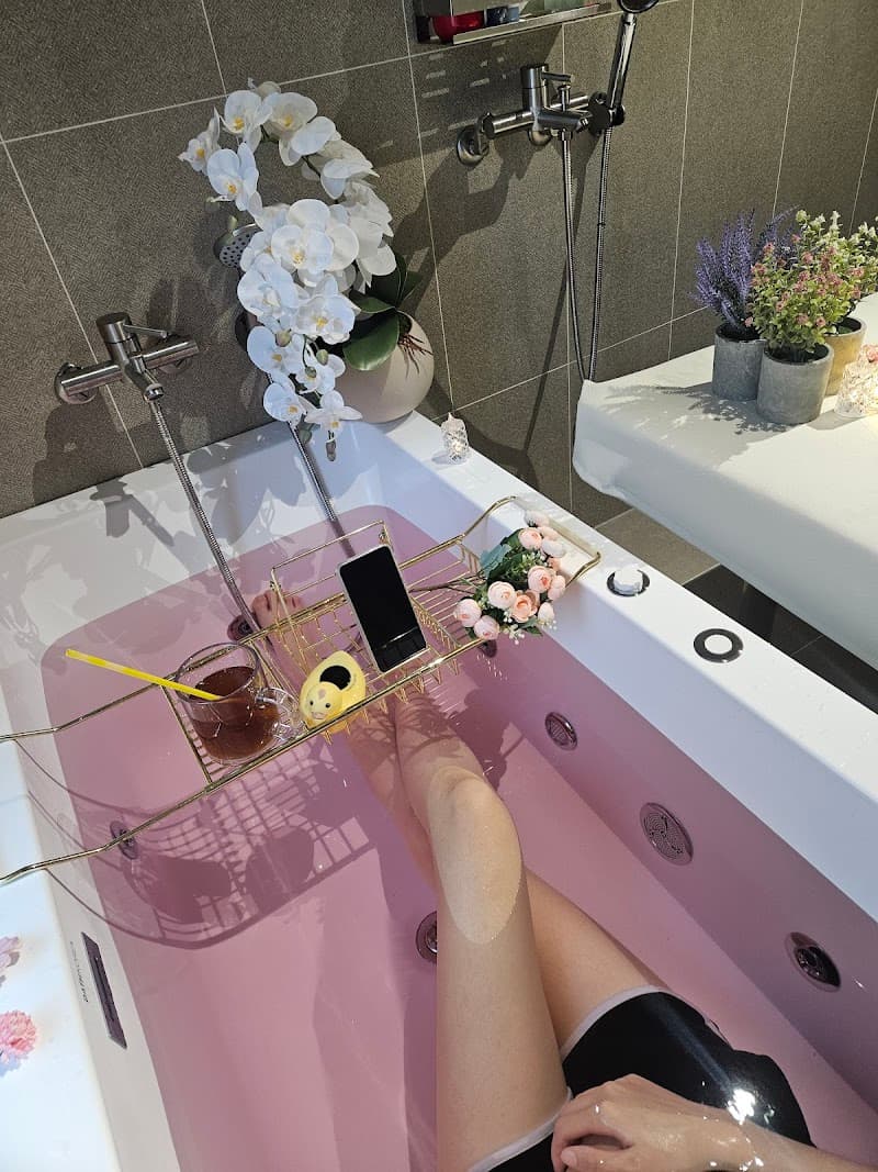 ONA Women Only Korean Body Scrub Spa in Myeongdong Seoul photo