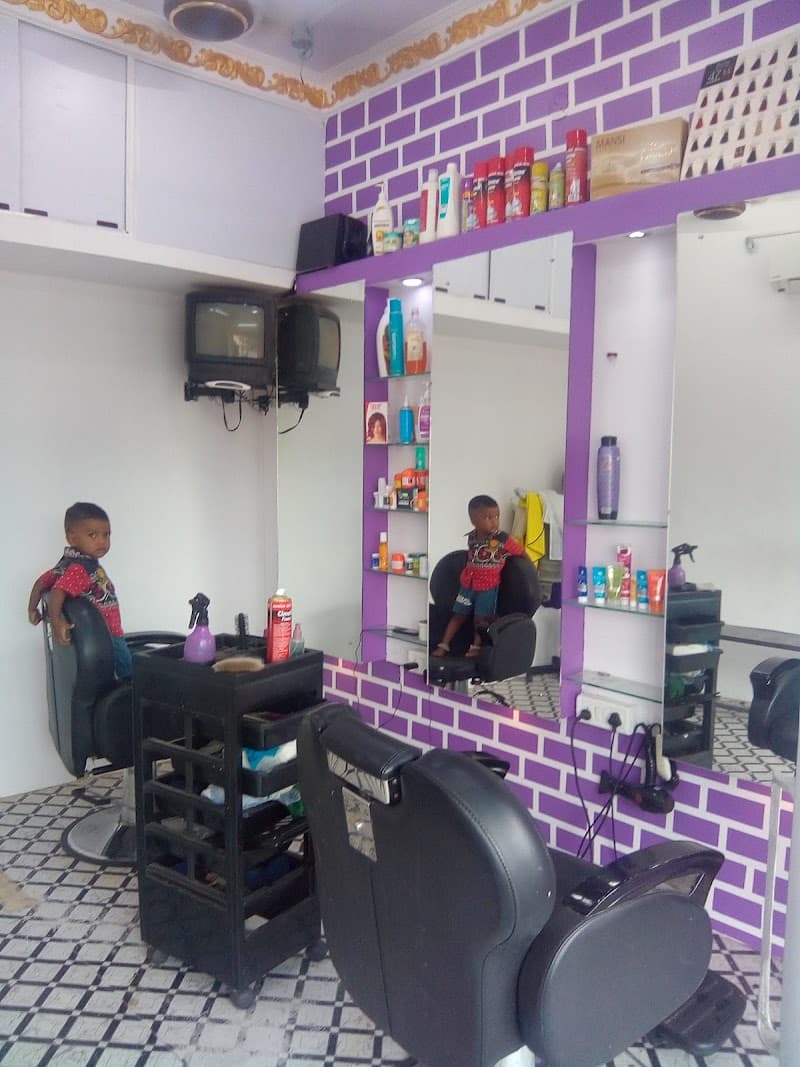 One Touch Spa Vellore Sub-District photo